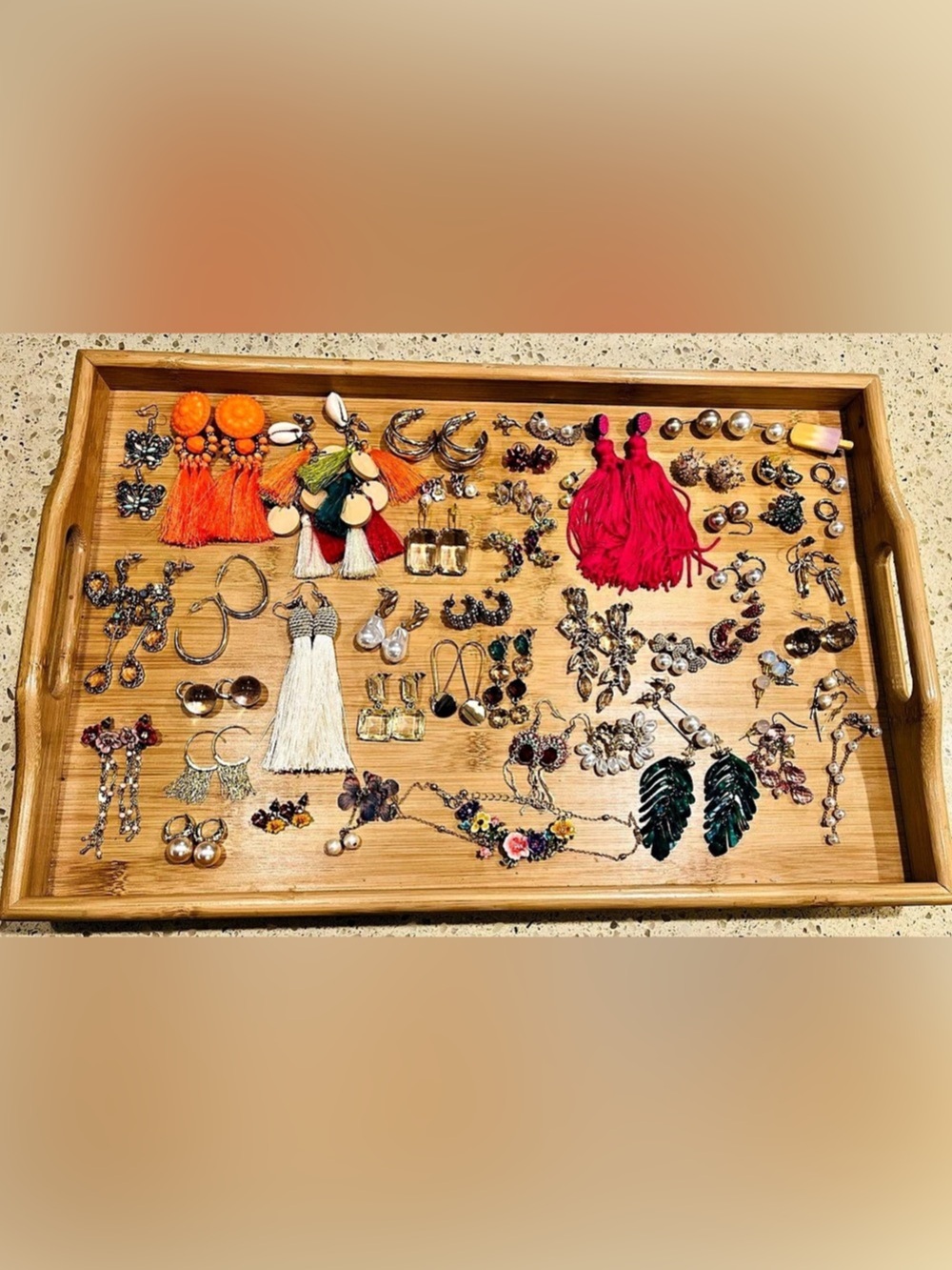 Vintage Fashion Jewelry Mixed Lot 45+ Earrings Necklaces Brooches Rhinestone